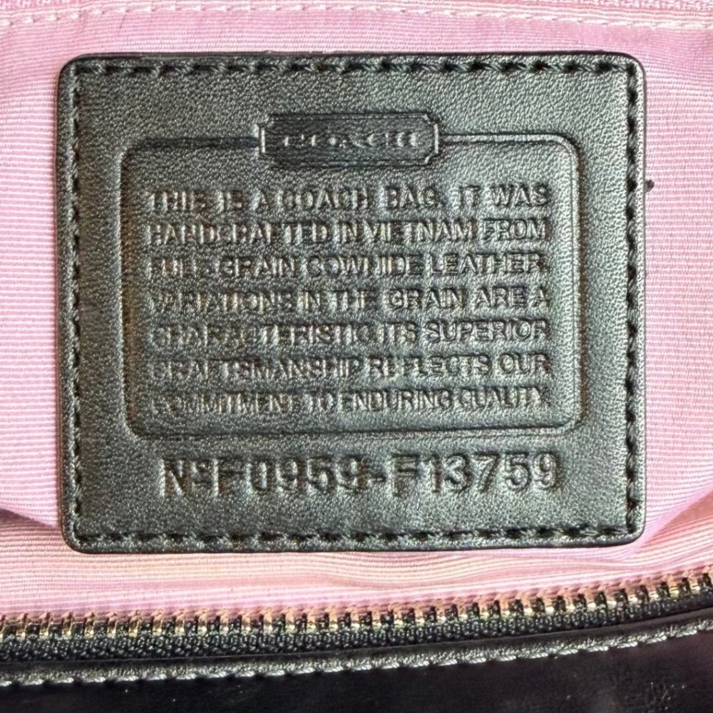 Coach Parker Pleated Tote Black Leather Shoulder Bag F13759 - Picture 5 of 9